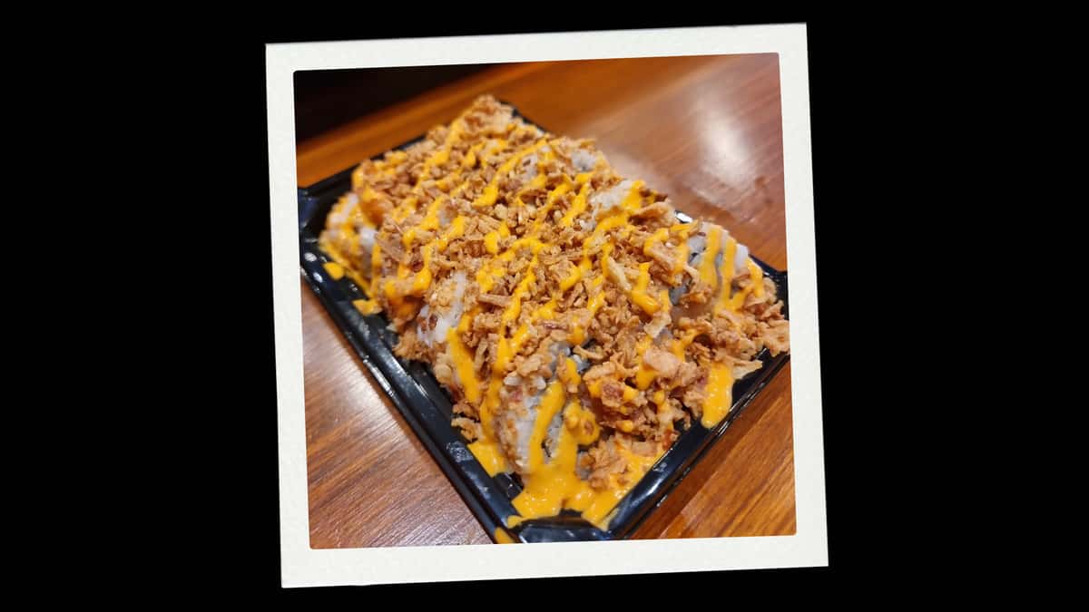 Crispy Dragon Roll (Salmon)
