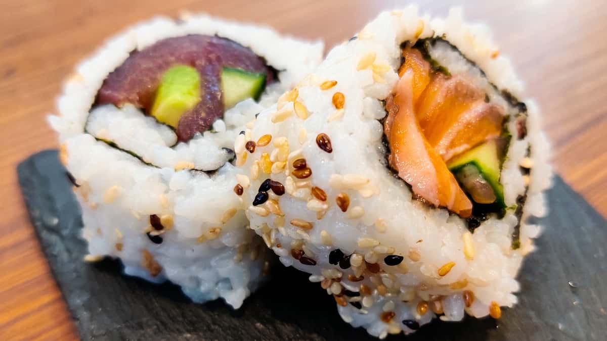 salmon-tuna-sushi