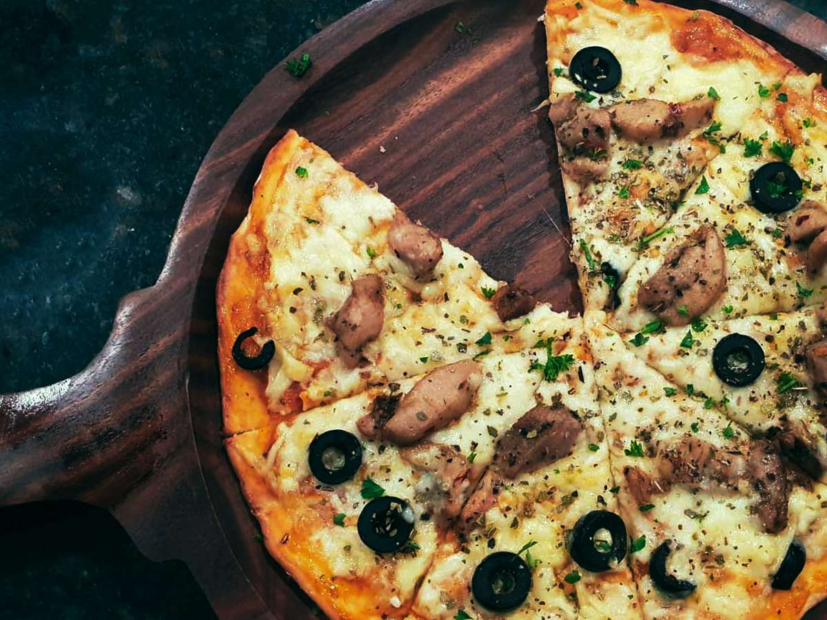 cheese pizza