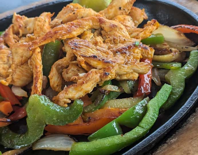 chicken fajitas close up