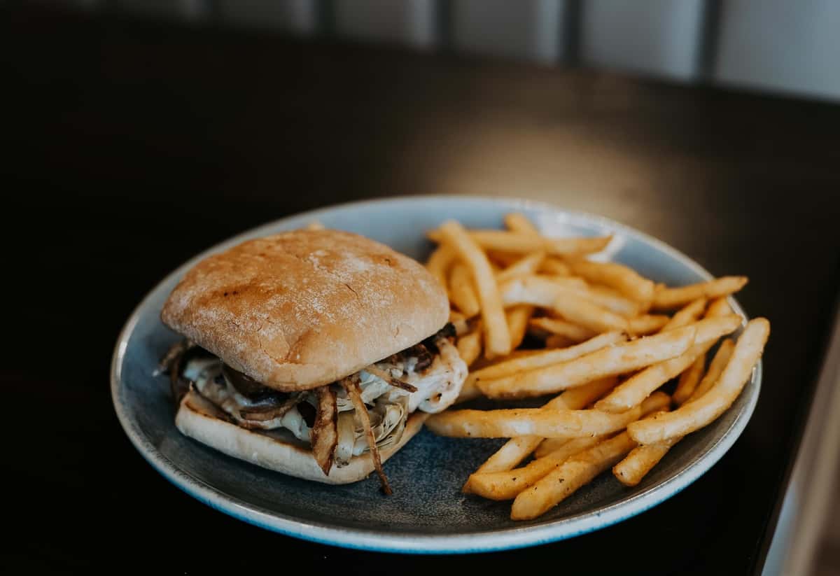 Talus | Sandwich