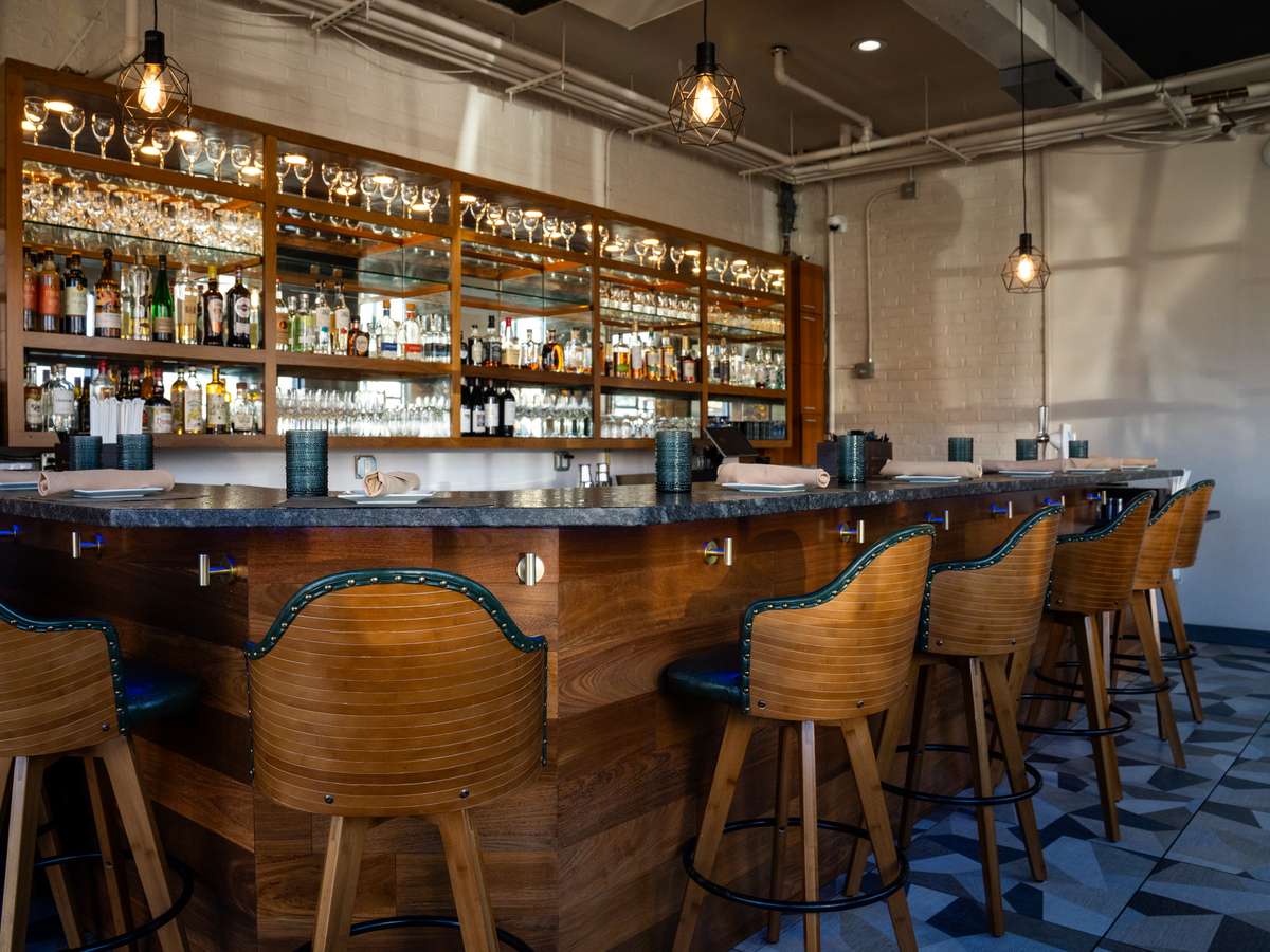 bar