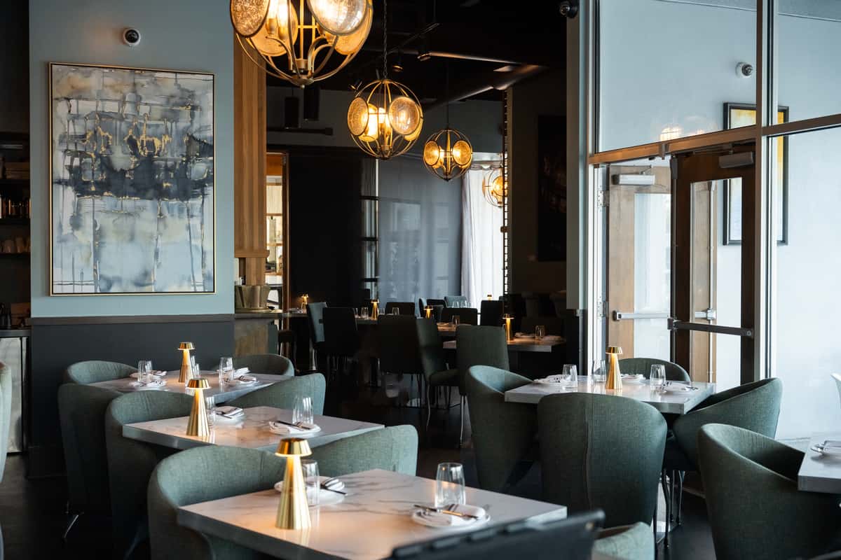The dining room at 360 Bistro in Belle Meade, Nashville