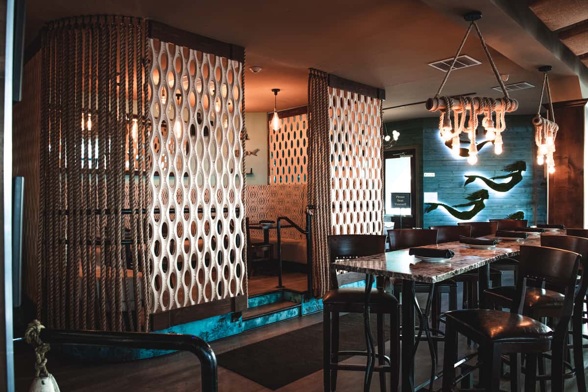 Demetris Woodstone Taverna