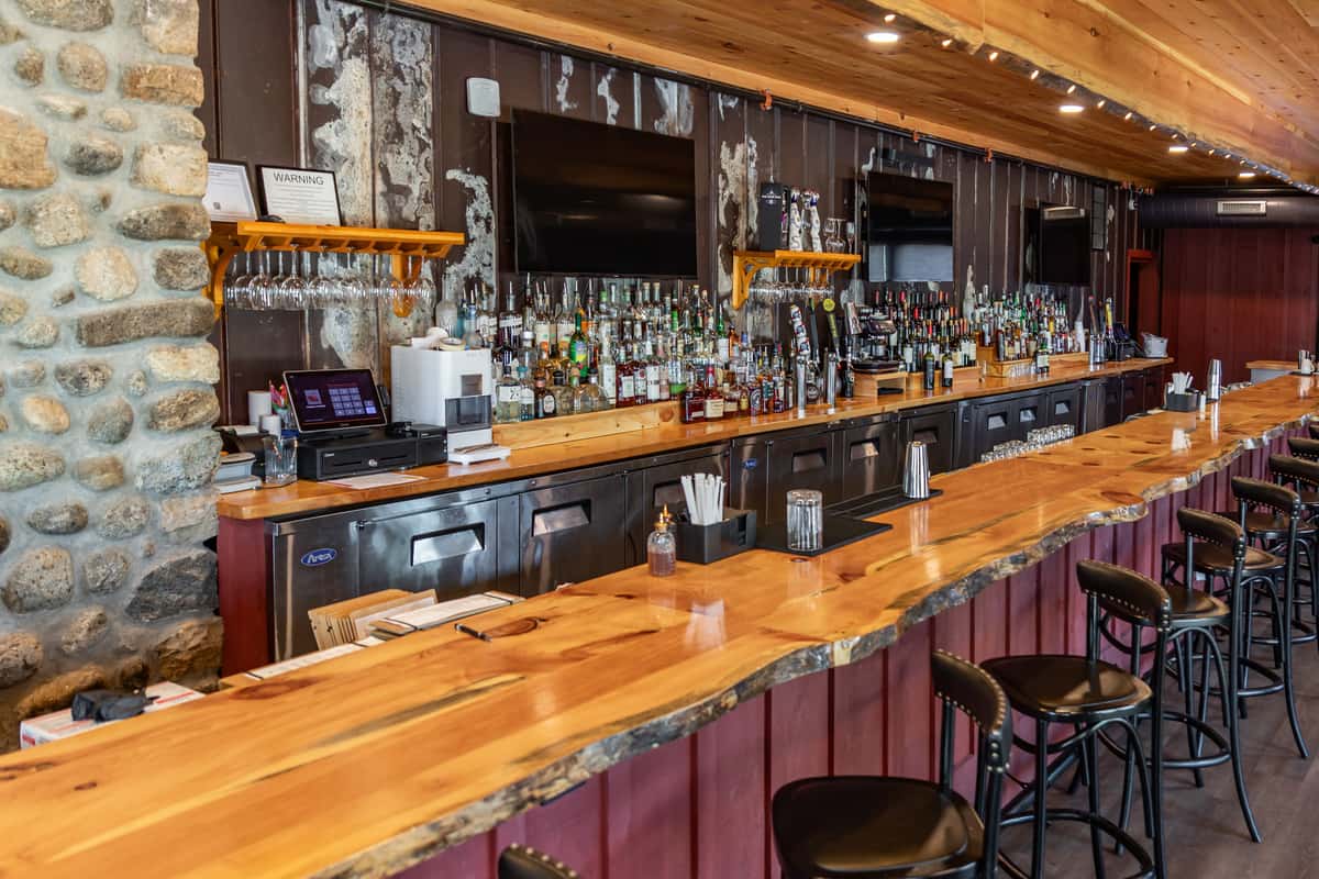 bar