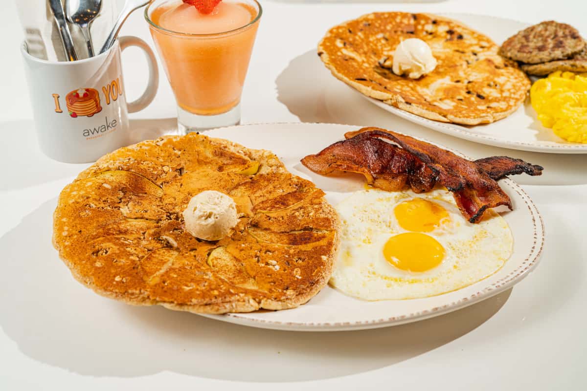 apple cinnamon pancake