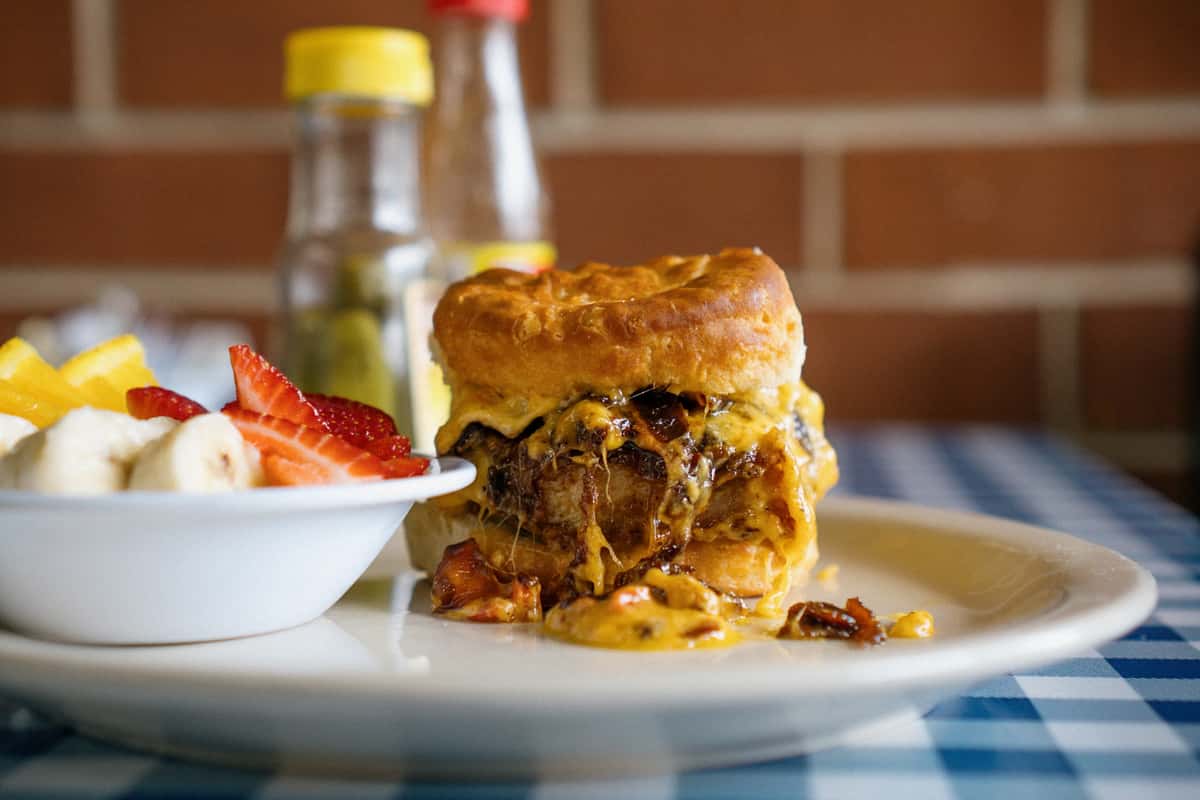 Biscuit sandwich