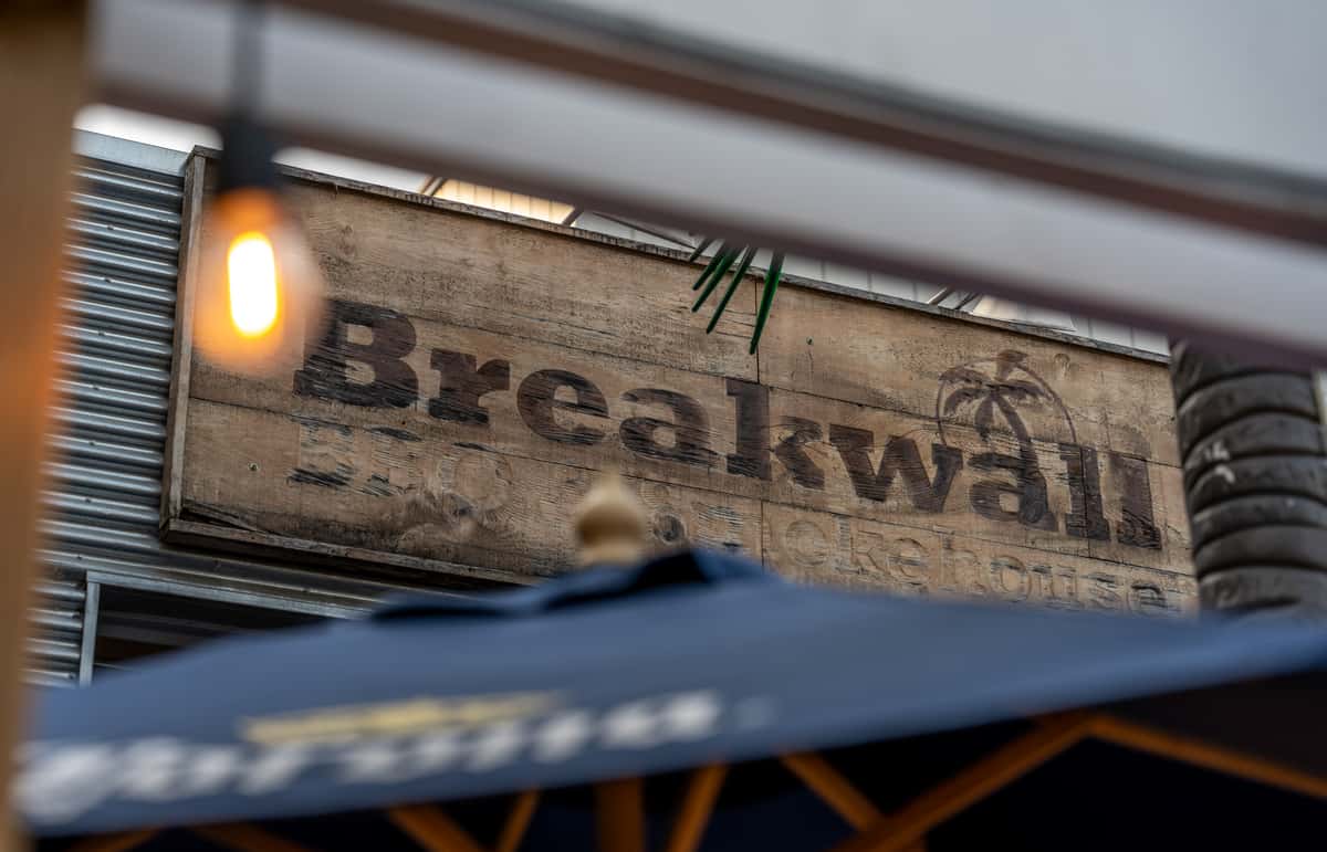 closeup breakwall