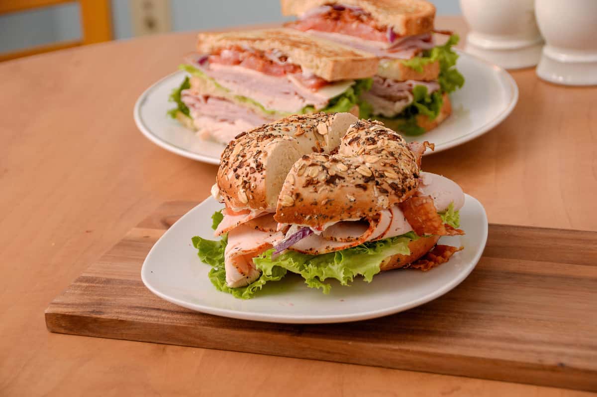 bagel sandwich