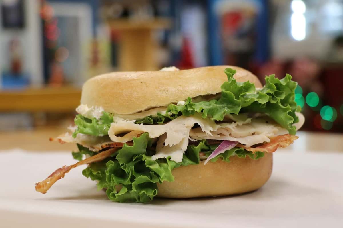 bagel sandwich
