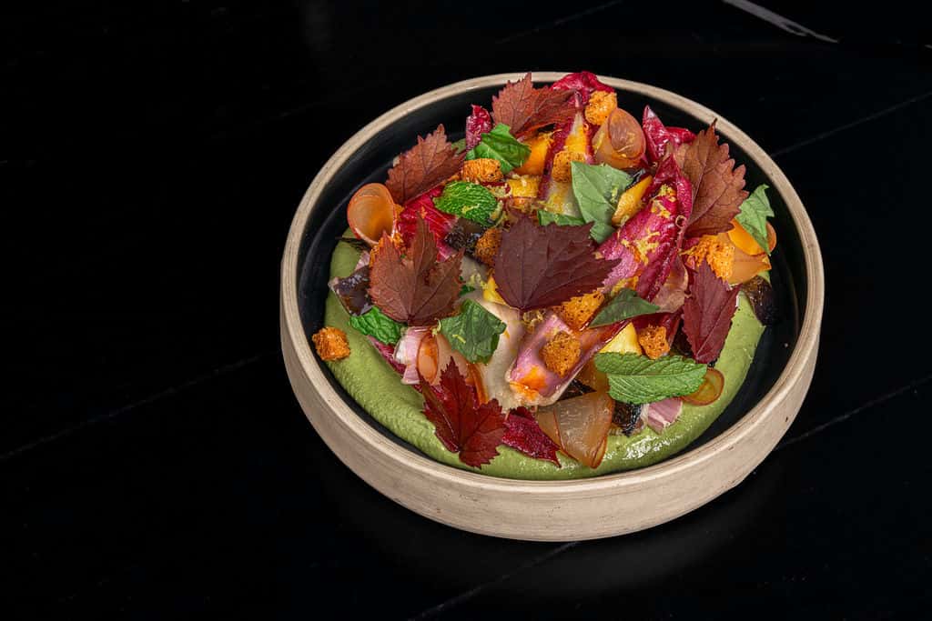 Popular Signature Dishes and Beverages