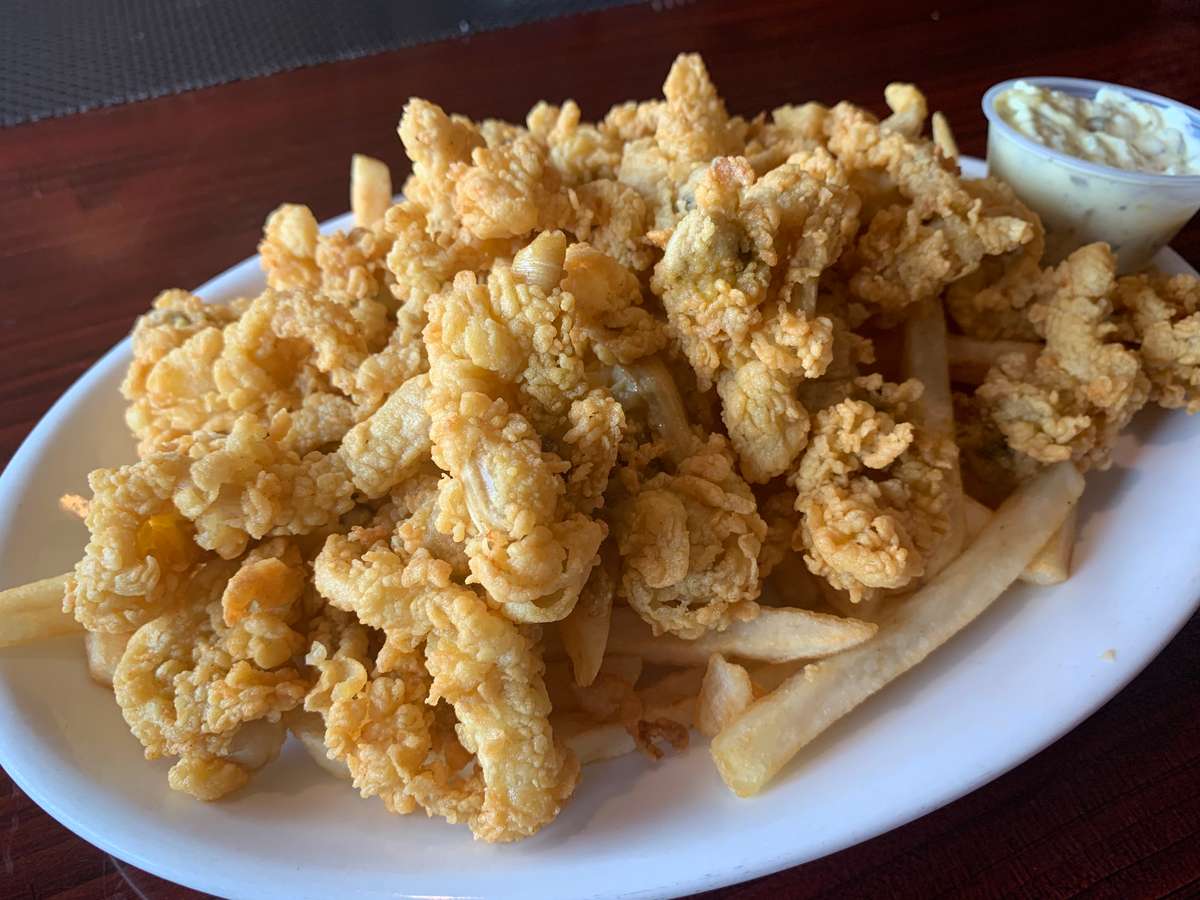 Fried Ipswich Clams - Lunch - Bailey's Surf N Turf - Seafood Restaurant