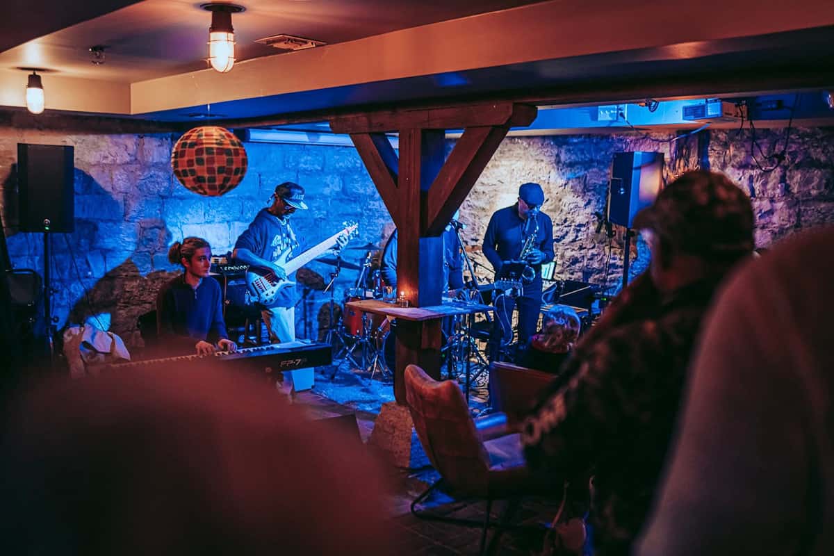 Live music at Lou Lou on Market
