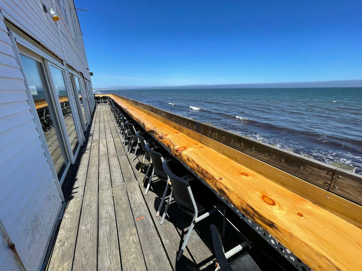 old orchard beach restaurants on the pier