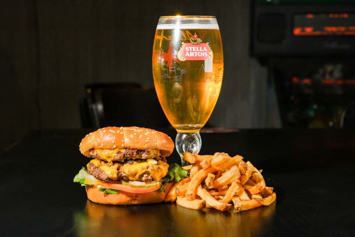 Double Cheeseburger