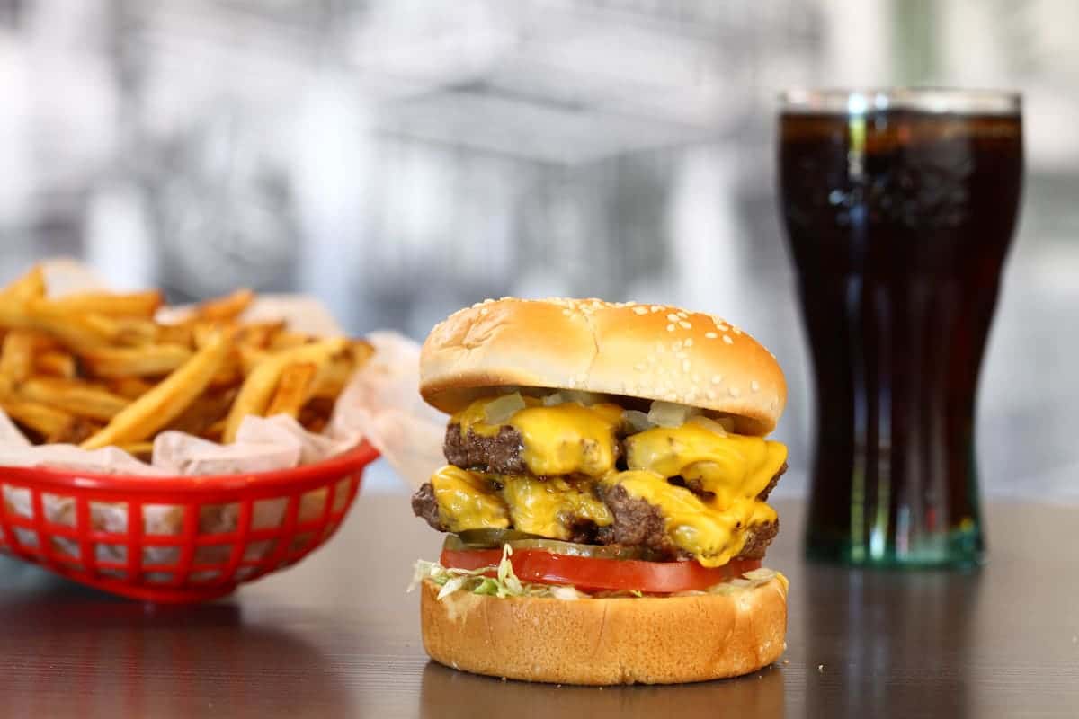 Buckhead US Cafe Burgers & Wings Restaurant in Smyrna & Atlanta