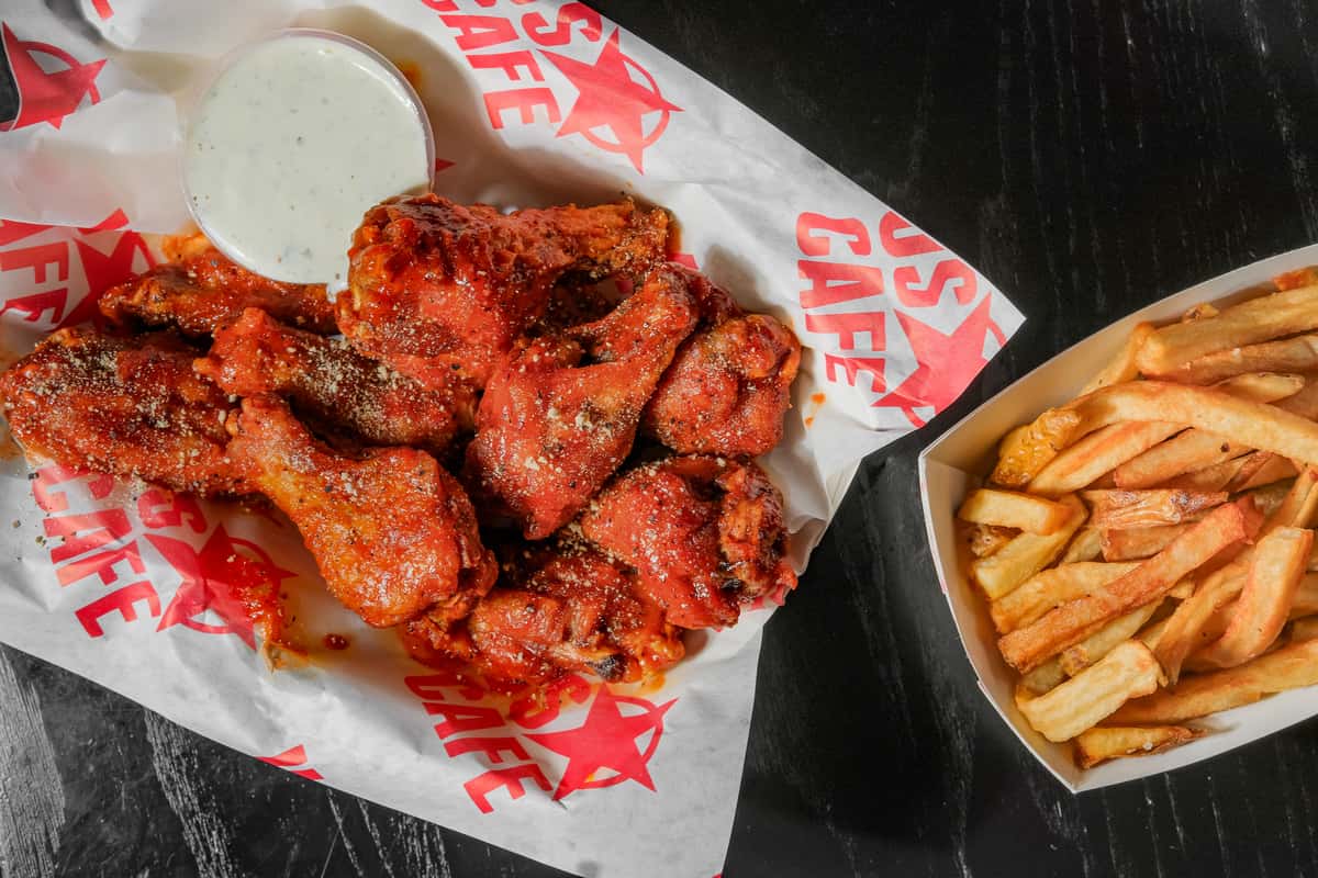 Seasonal Wings