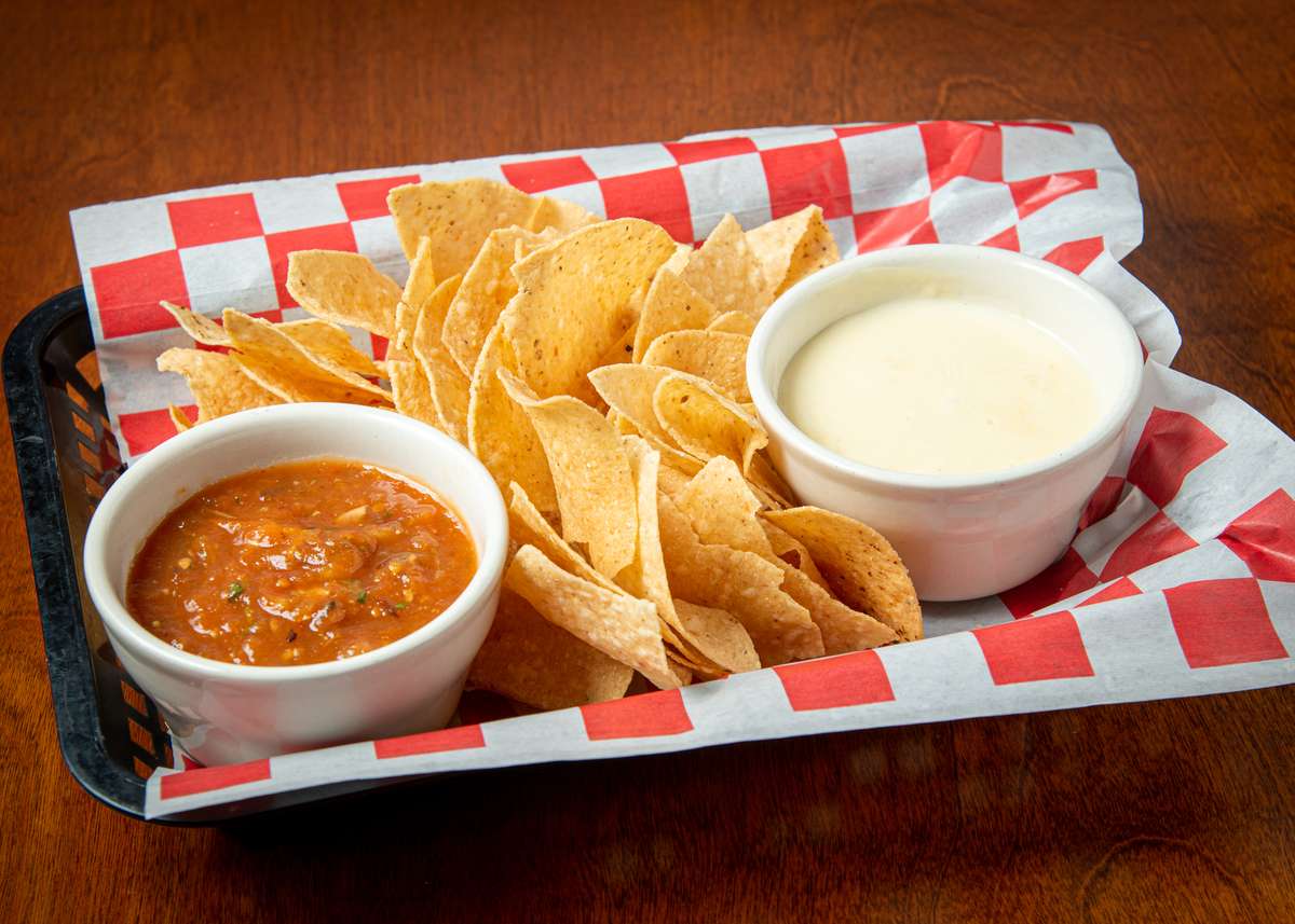 queso with chips