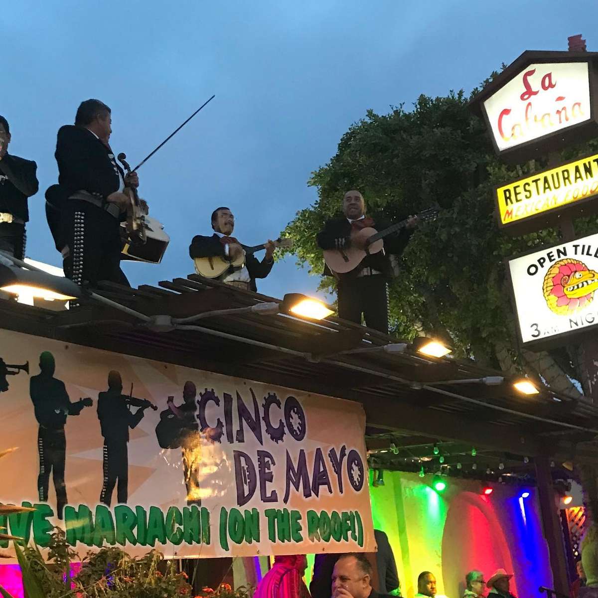 Mariachis on the roof