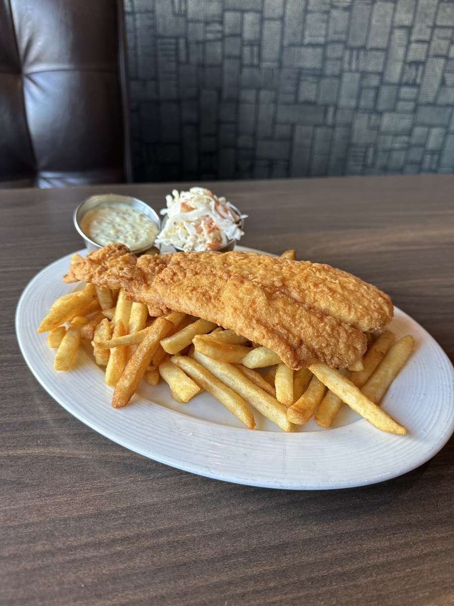 Fish \u0026 Chips - Welly's Restaurant - American Restaurant in MA, image size:900x1200