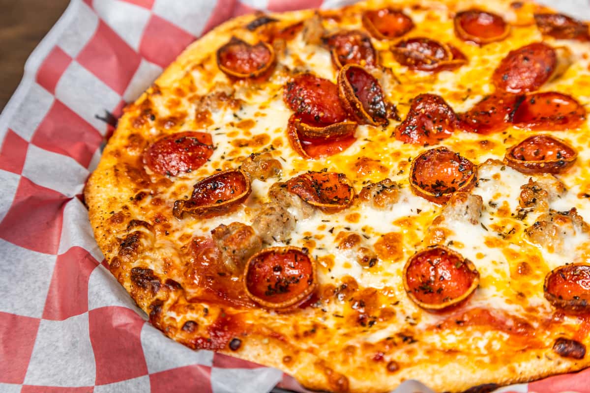 Deluxe Italian Pizza
