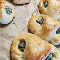 Spinach and Feta Owl Heads