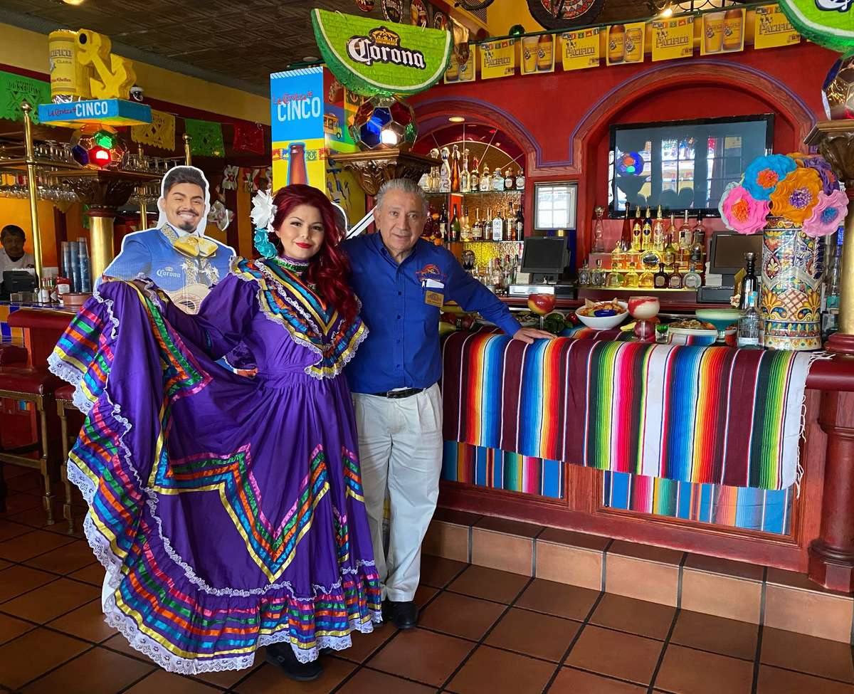 Our managers in the spirit at Casa de pico