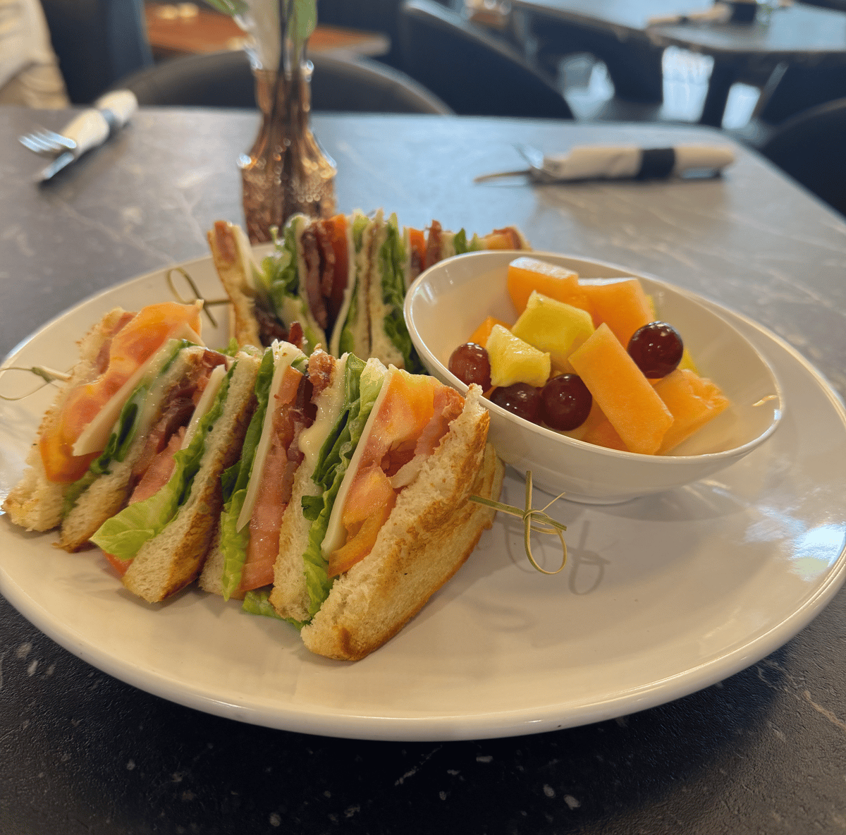 SSS Turkey Avocado Club w Fruit