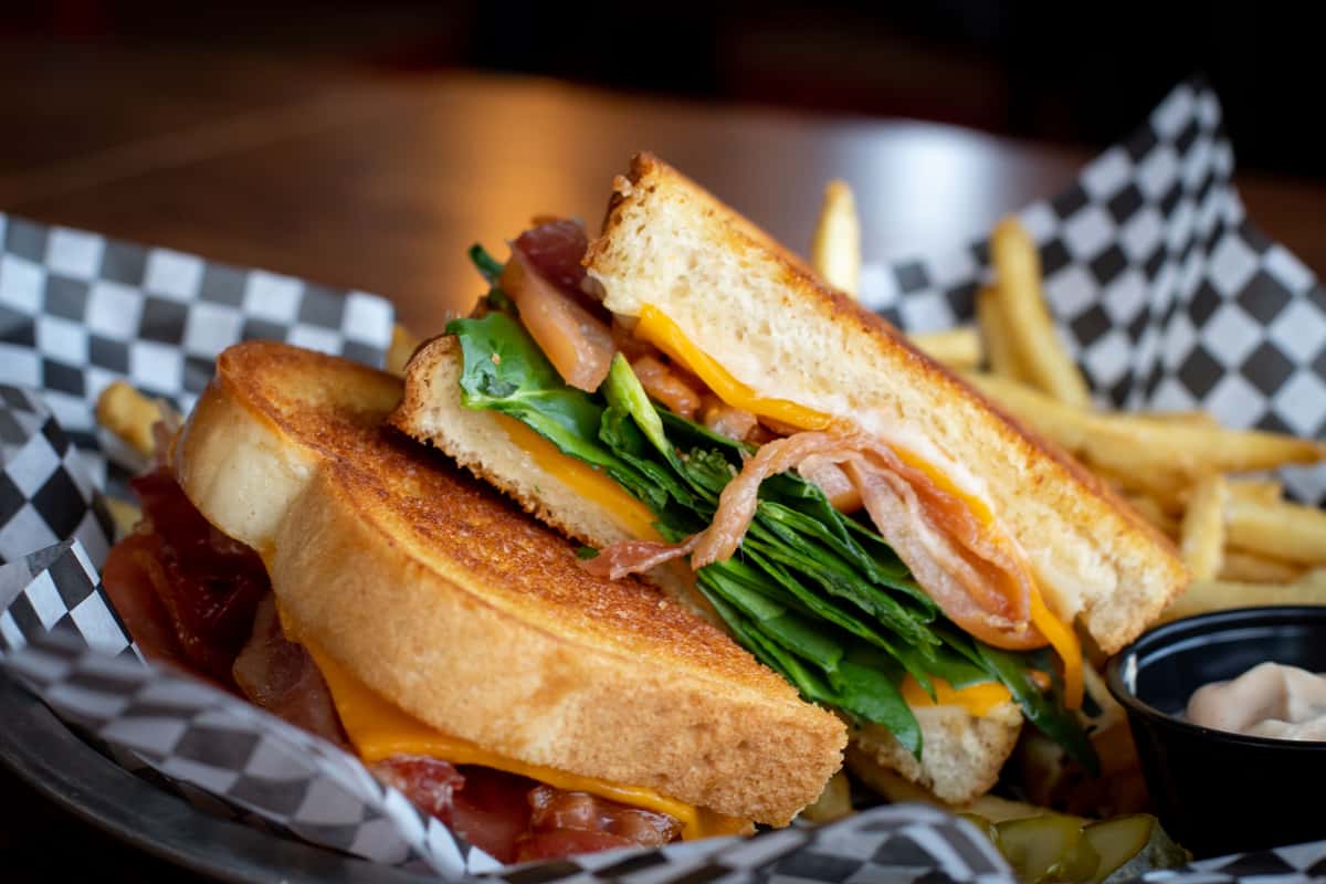 Costa BLT-Lakeside