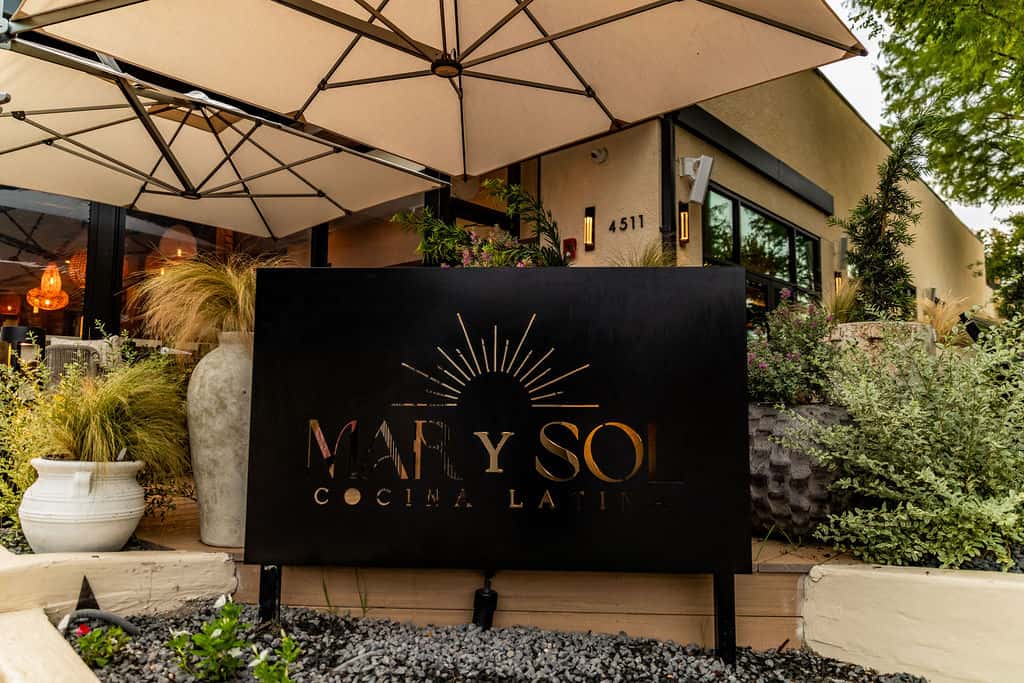 MAR Y SOL SIGN