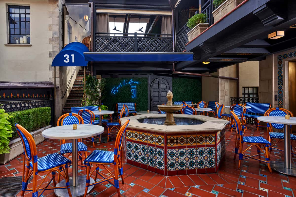 lounge 31