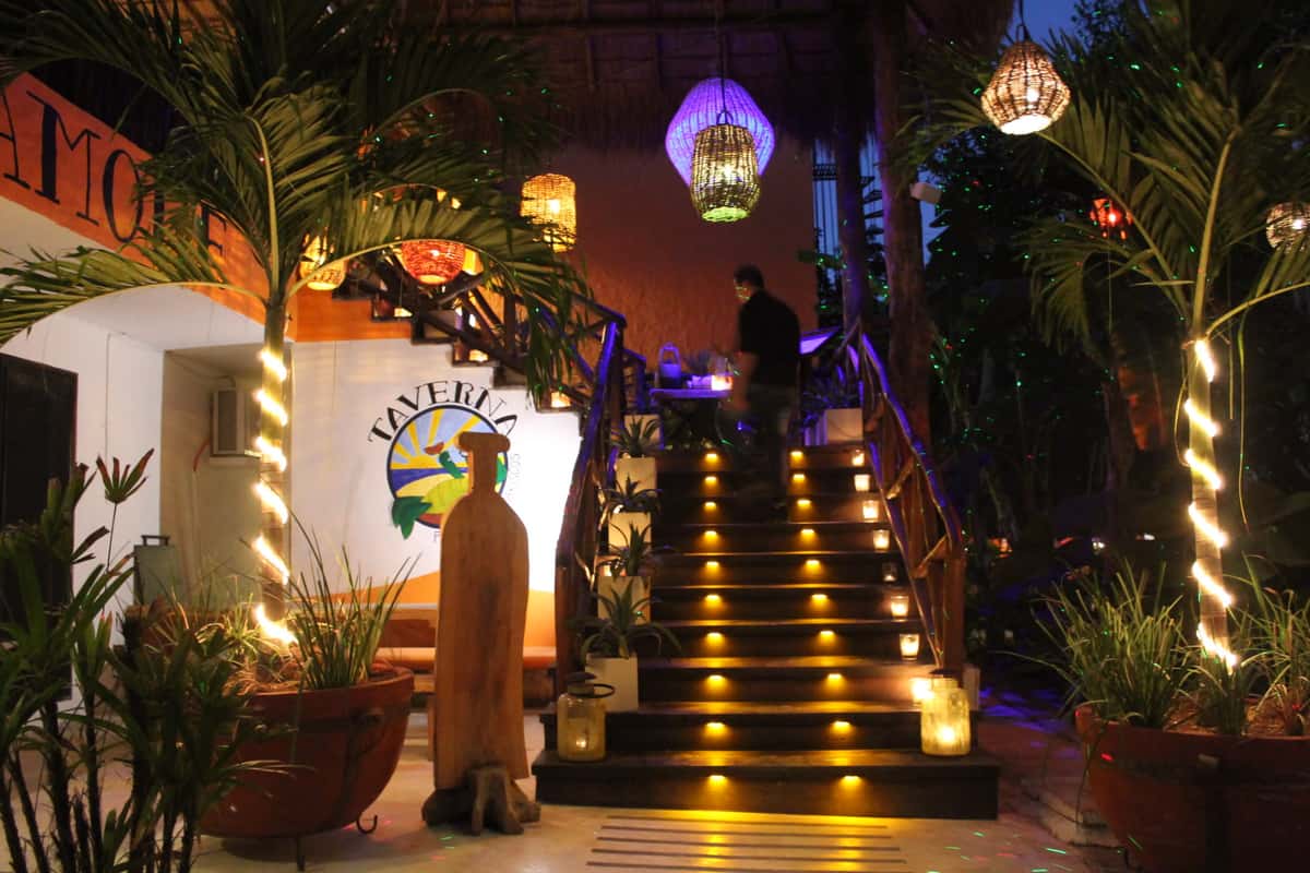 taverna akumal
