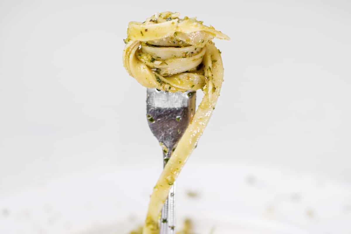 fork and spaghetti