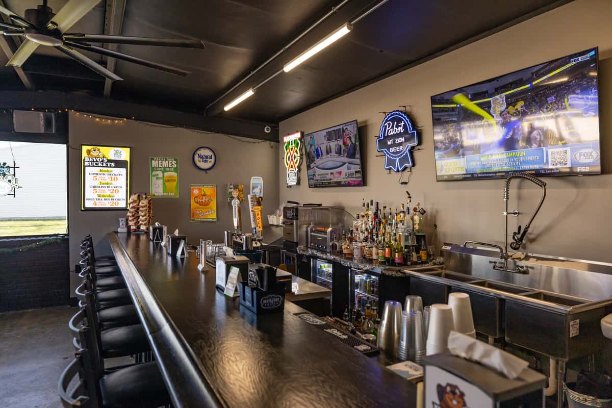 bar
