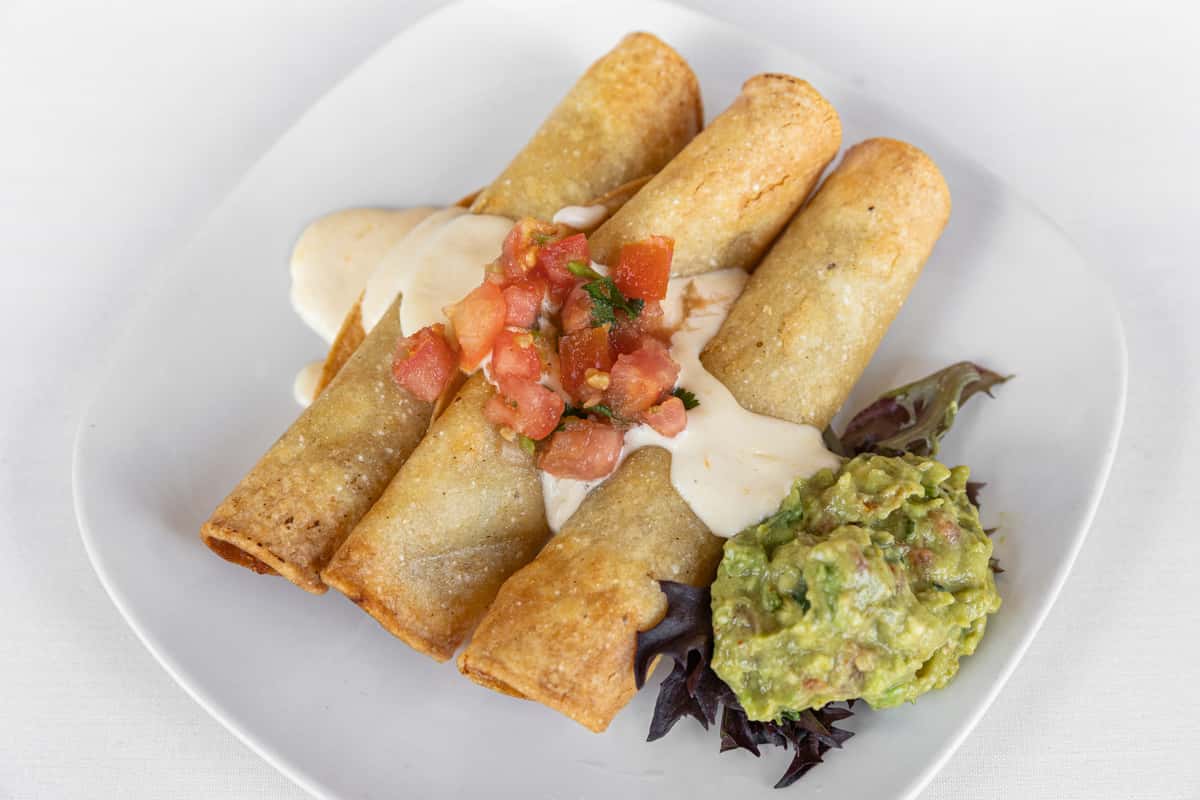 Flautas Con Queso