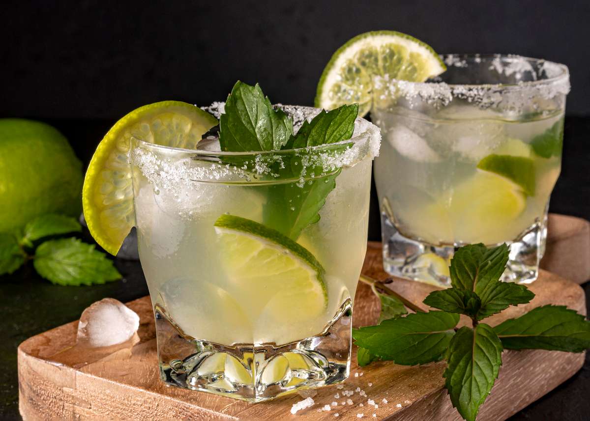 Drink with mint leaves