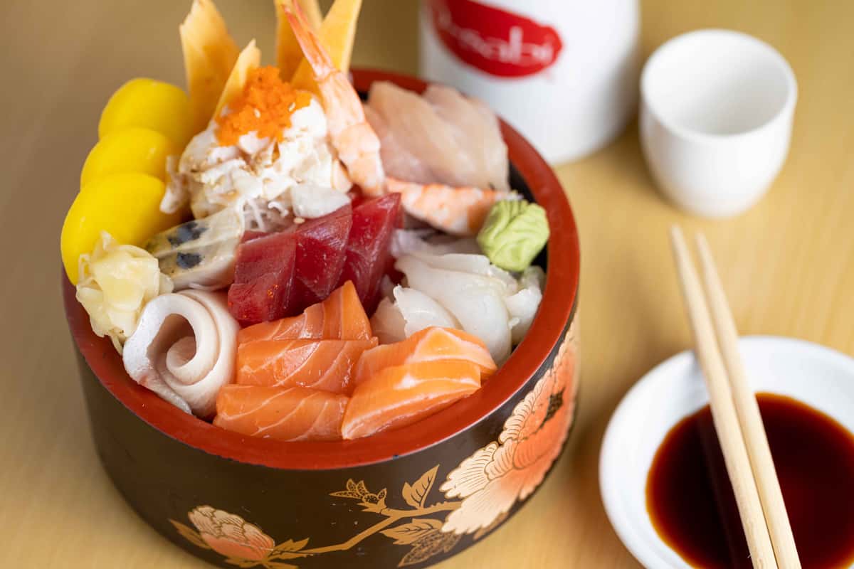 chirashi bowl