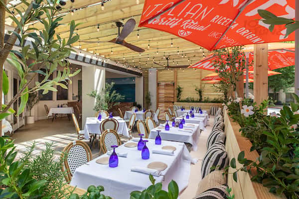 amalfi buckhead patio