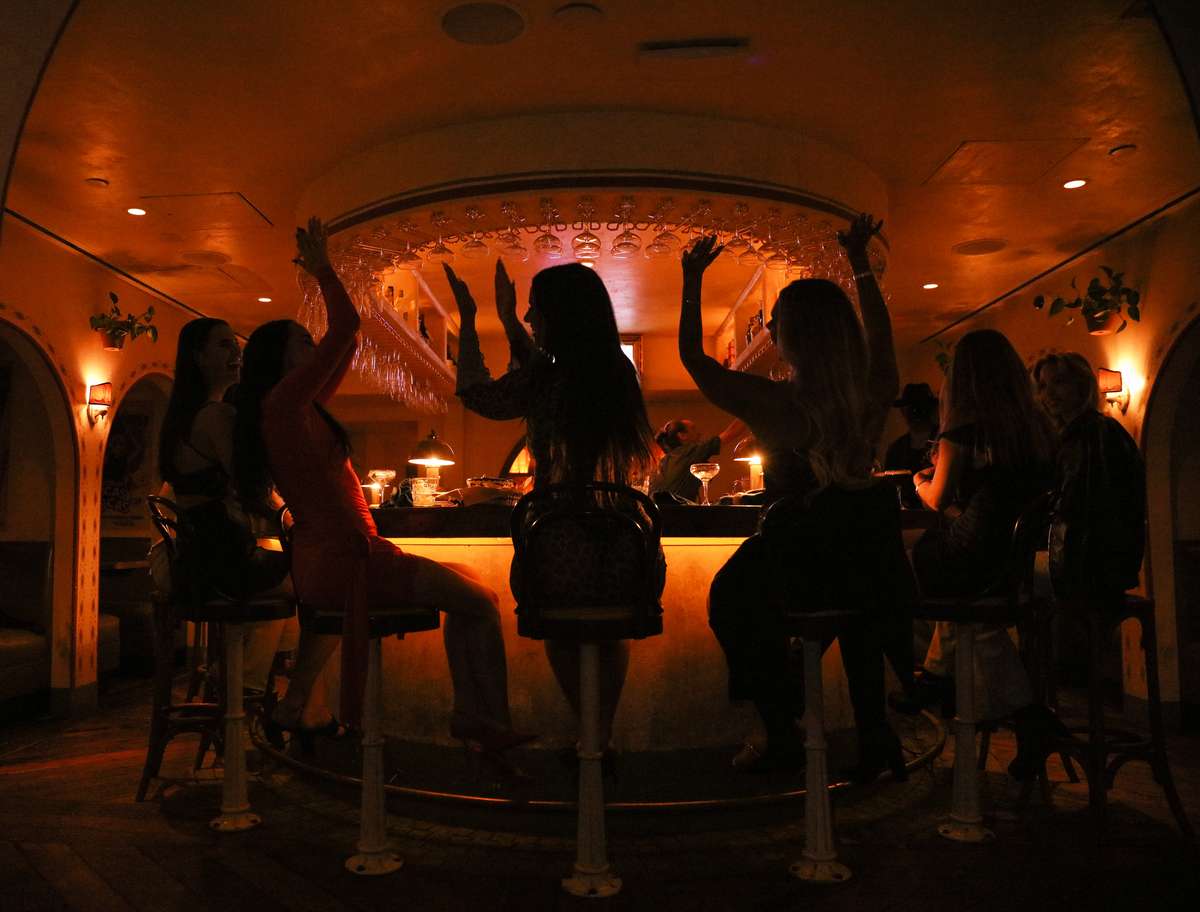 bar party