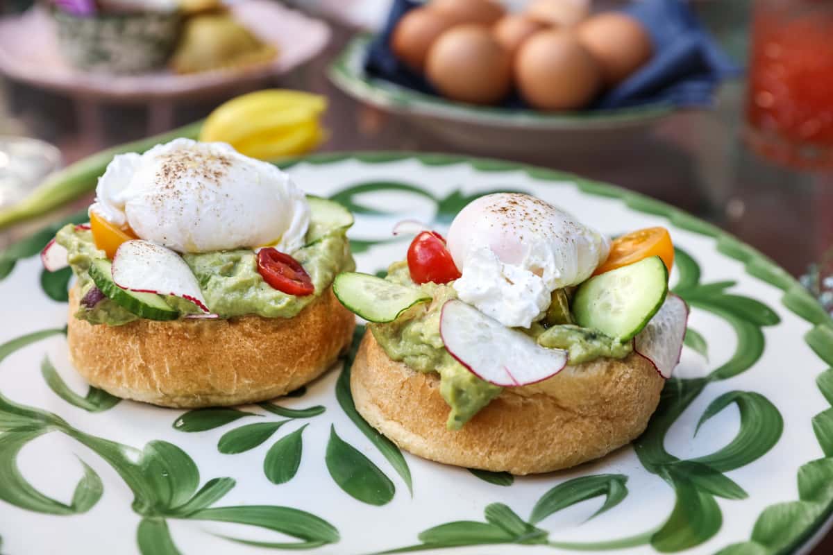 Avocado Eggs Benedict