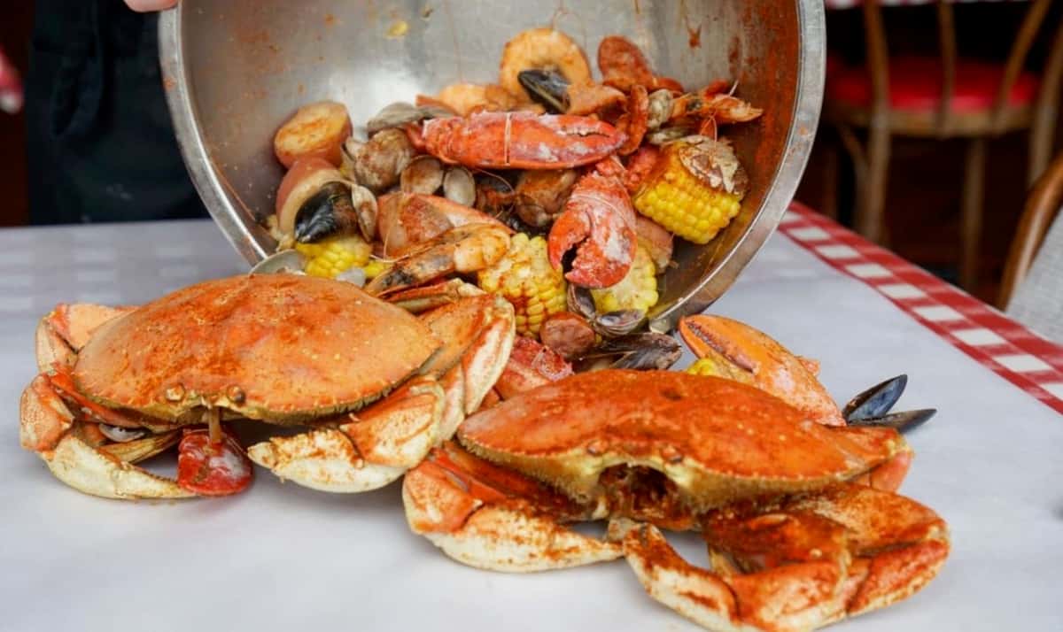 The Pacific Crab Feast