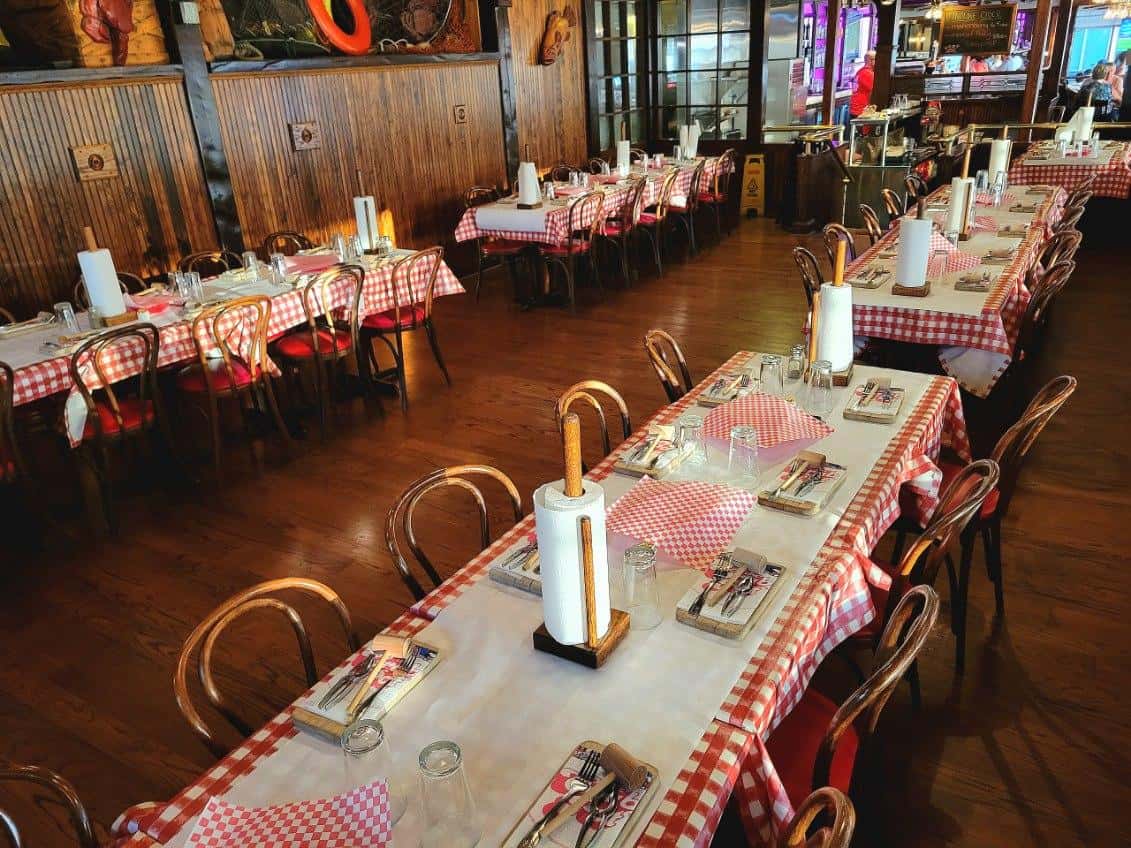 Crab Pot Bellvue Event Space up to 180 guests