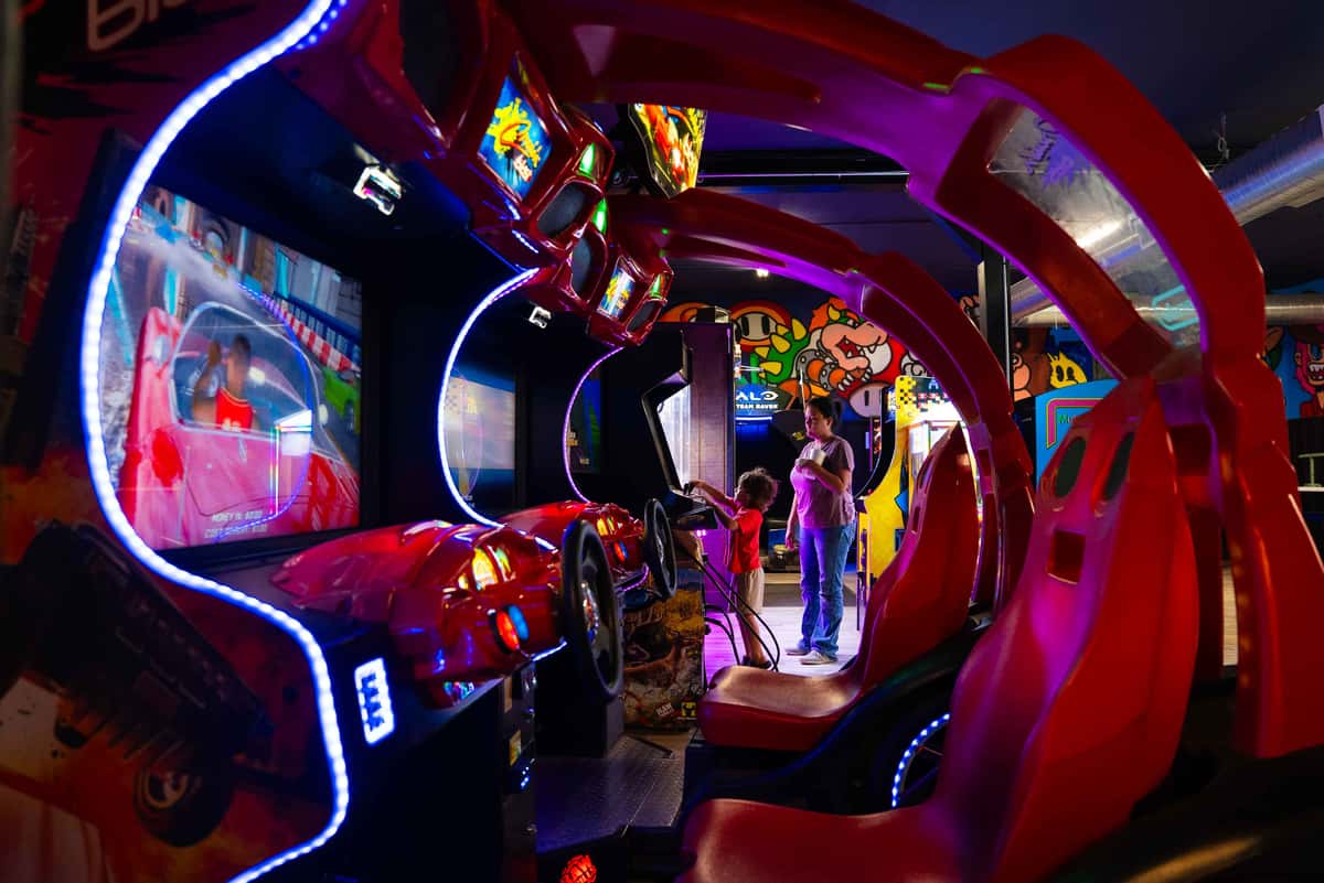 car racing arcade