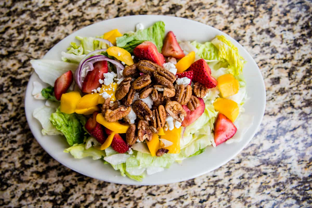 strawberry mango salad