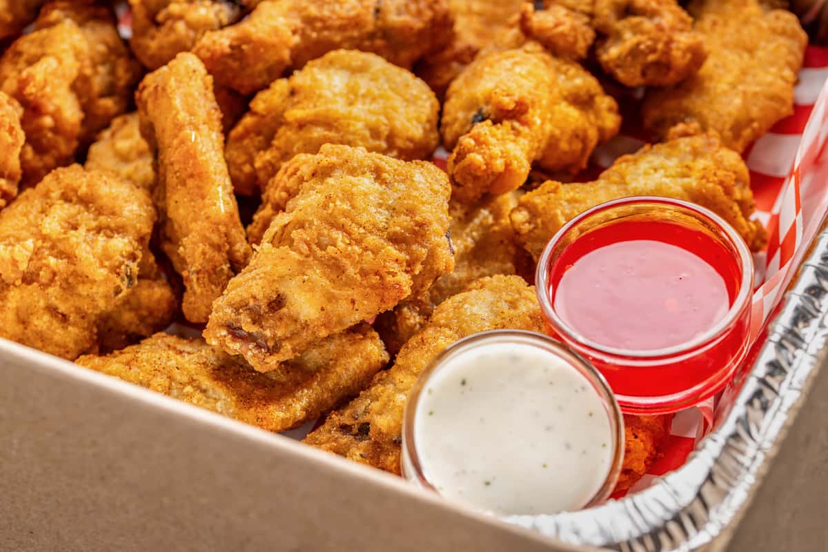 Wings Catering