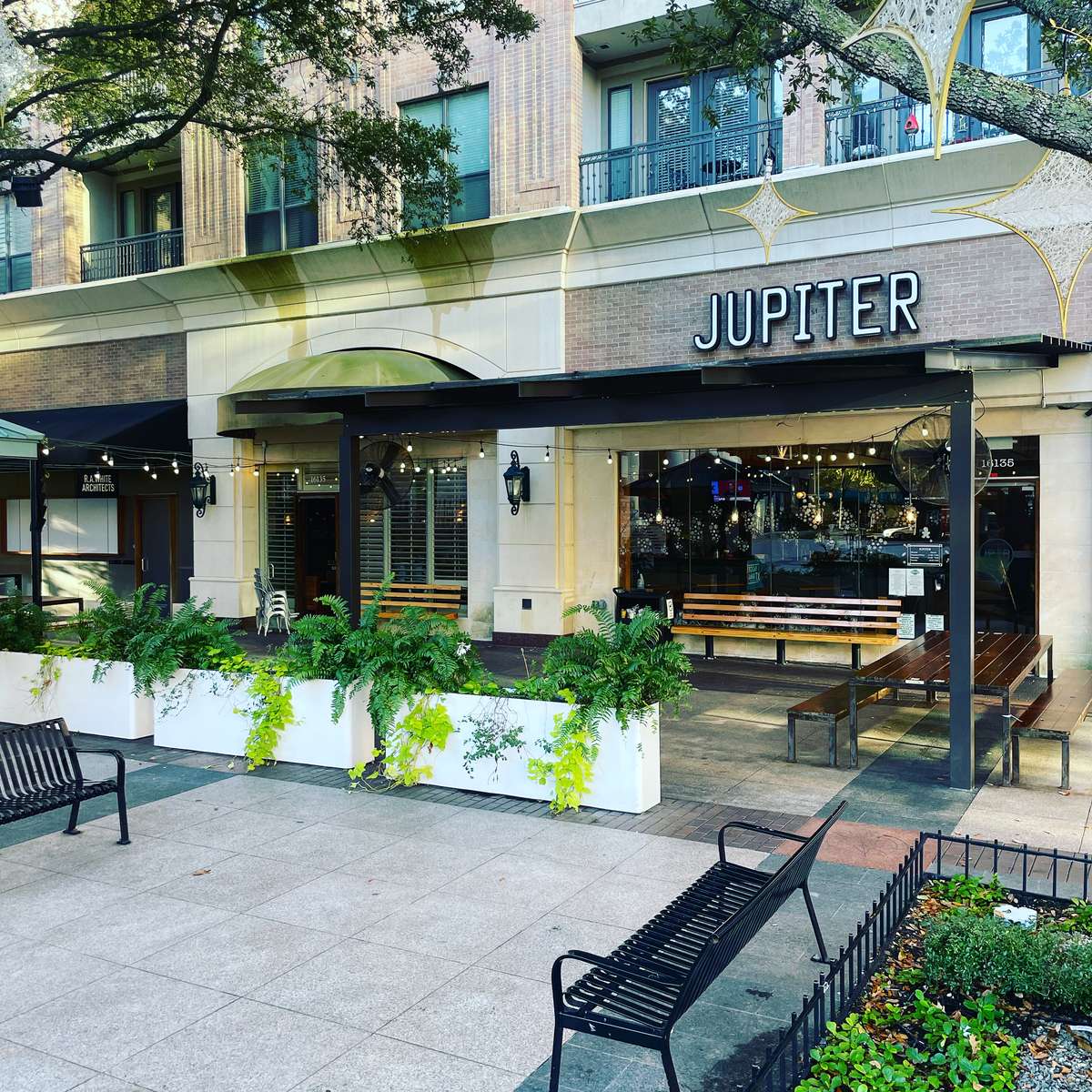 Exterior view of restaurant