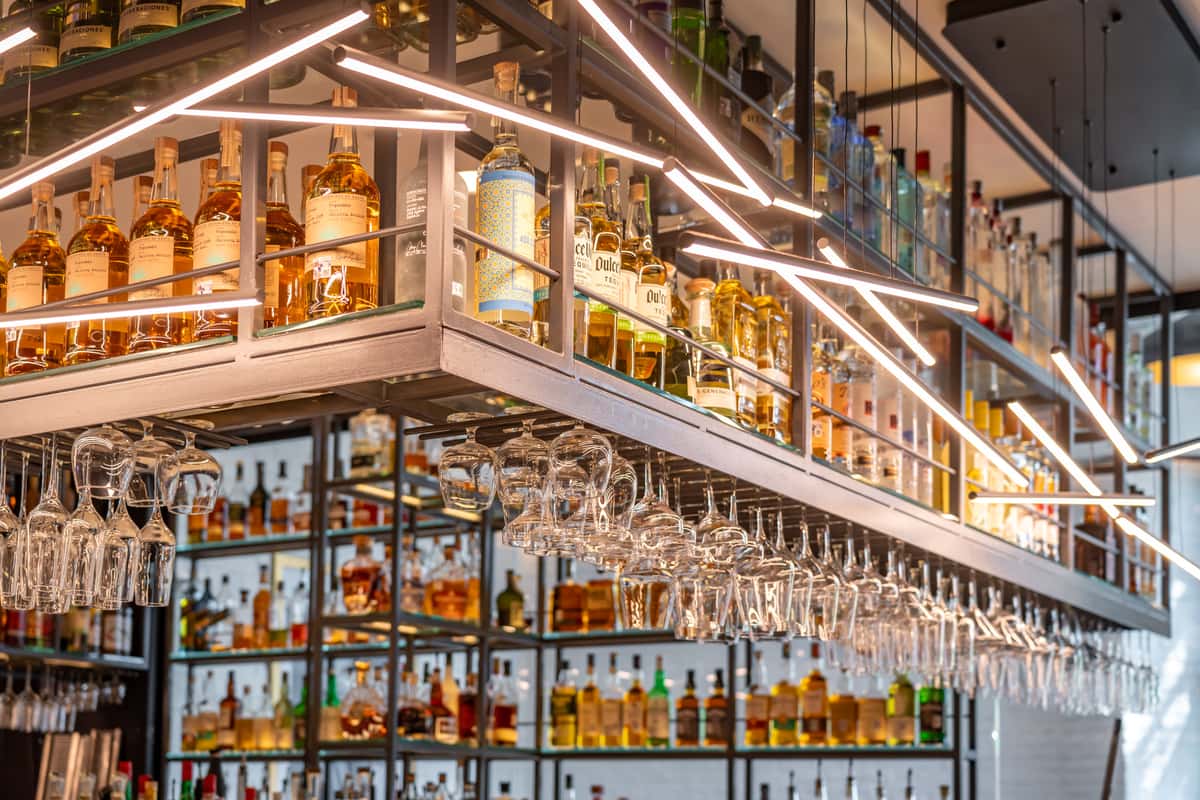 bar