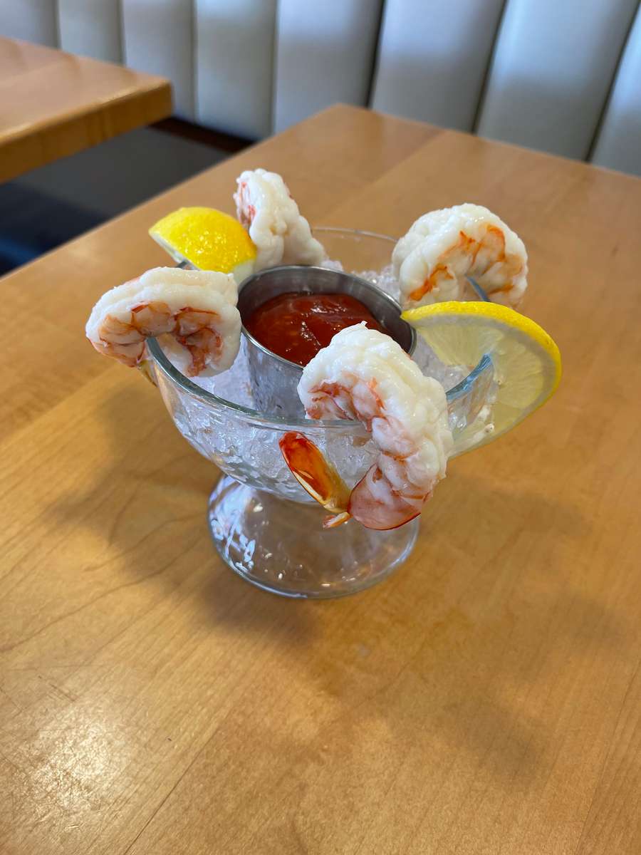 Jumbo Shrimp Cocktail (4)