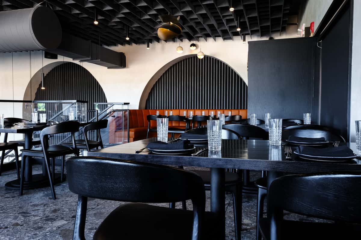 Demarcos Interior 1