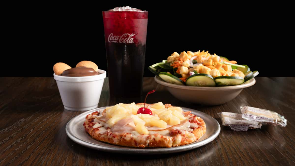 Little Pizza, regular salad and beverage